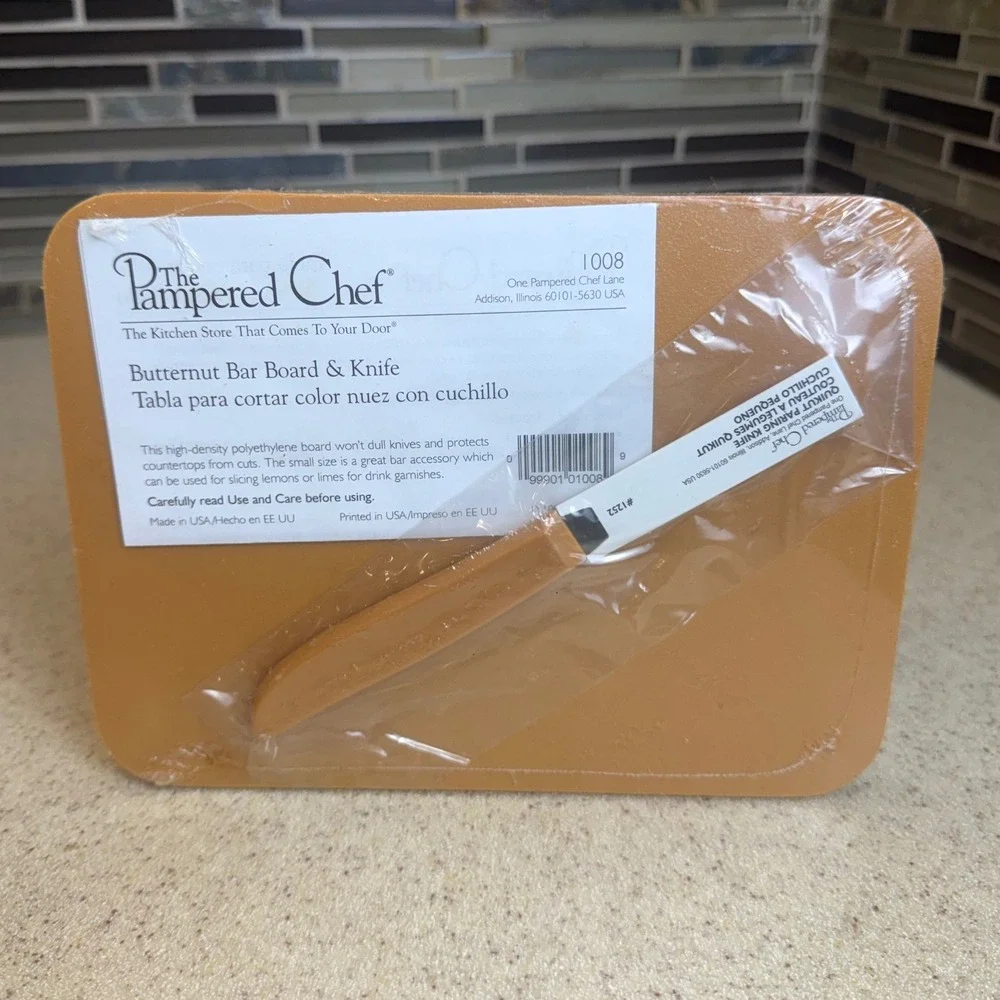 NEW Pampered Chef Butternut Bar Board 1008 & Quikut Paring Knife 1252 Set Sealed